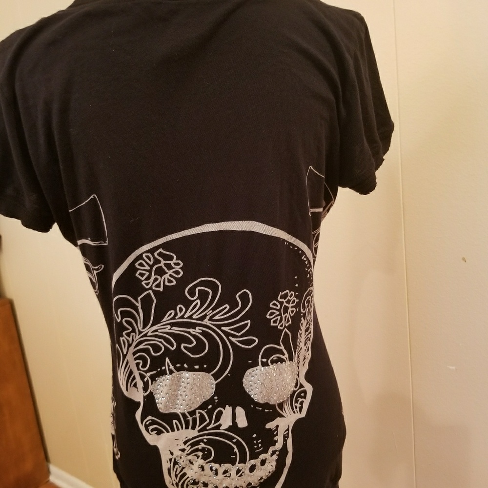 NWOT. Trash & Burn T-shirt